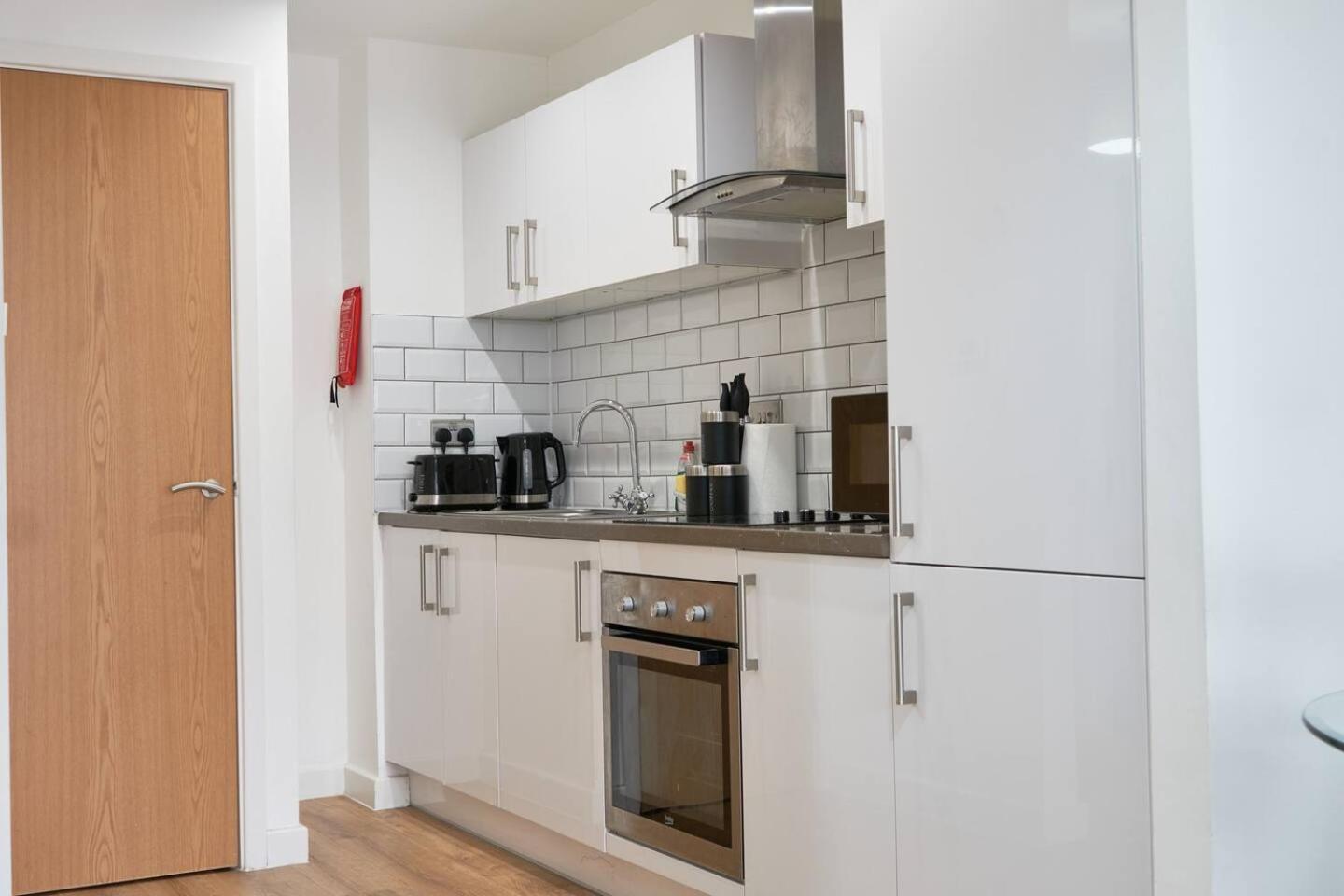 Modern Central Apartment - City Centre - Fast Wifi - Near Utilitia Arena & Icc Birmingham Eksteriør bilde